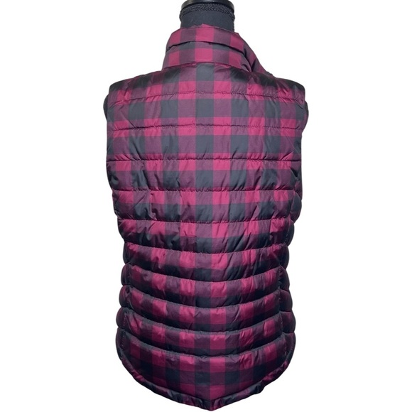 Gap Buffalo Plaid Puffer Vest - Picture 2 of 6